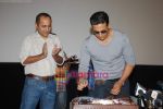 Akshay Kumar birthday and first look of film Action Replay in PVR on 8th Sept 2010 (31).JPG